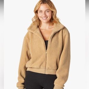 NWT Beyond Yoga Brave The Elements Sherpa Bomber, medium